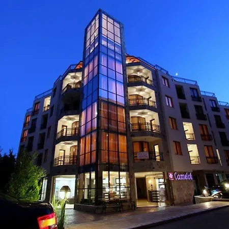 Apartment Camelot